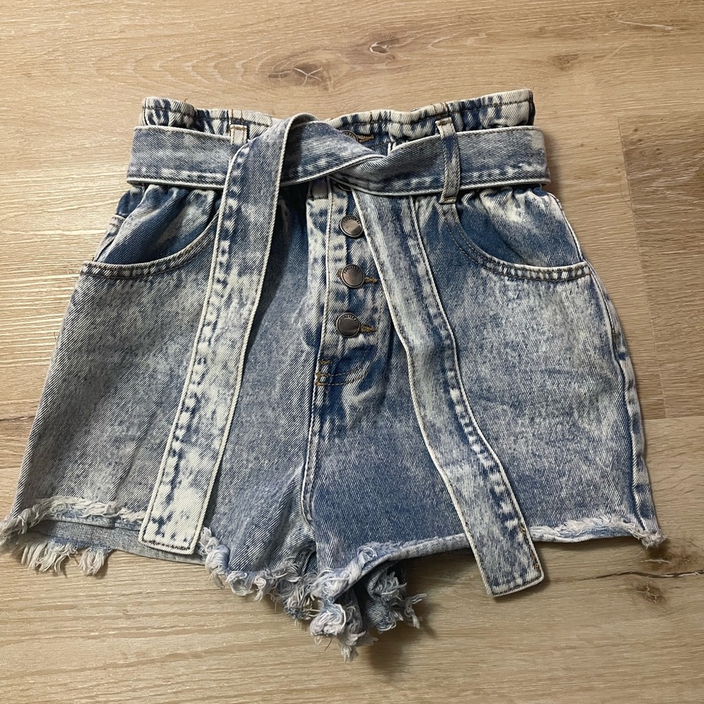 Forever 21. Size S. Worn a couple times.